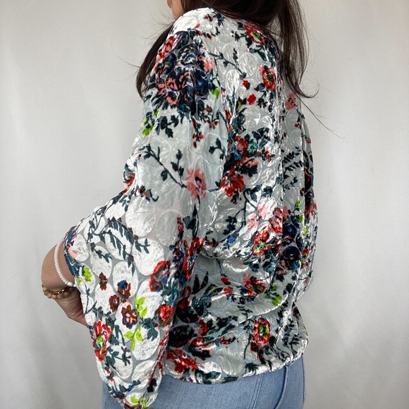 *SOLD ONLINE* Maeve Velvet Blouse - Picture 2 of 4